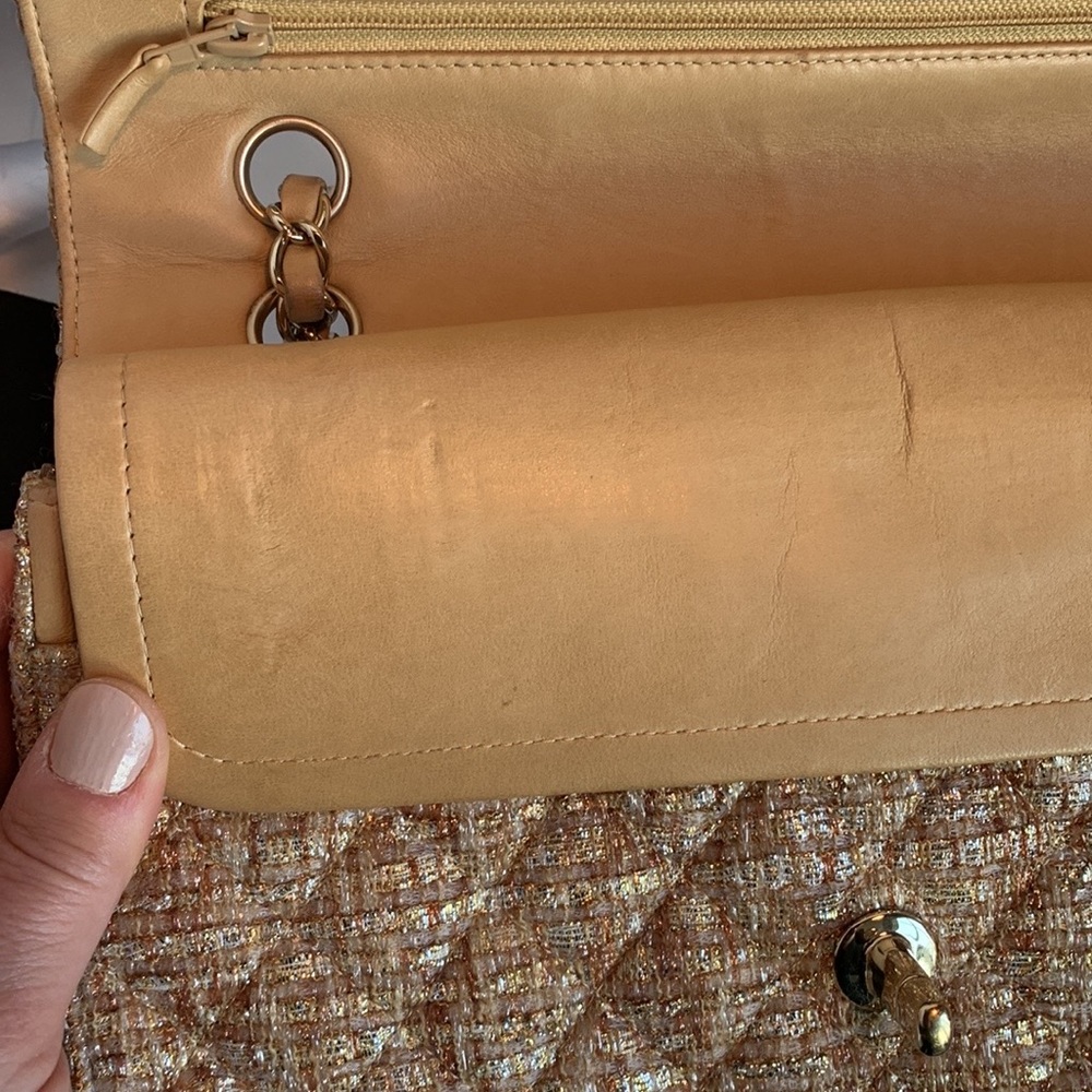 Vintage 🤎 CHANEL RARE Metallic Gold Silver Tweed Quilted 2.55 Double Flap Bag - Picture 10 of 16